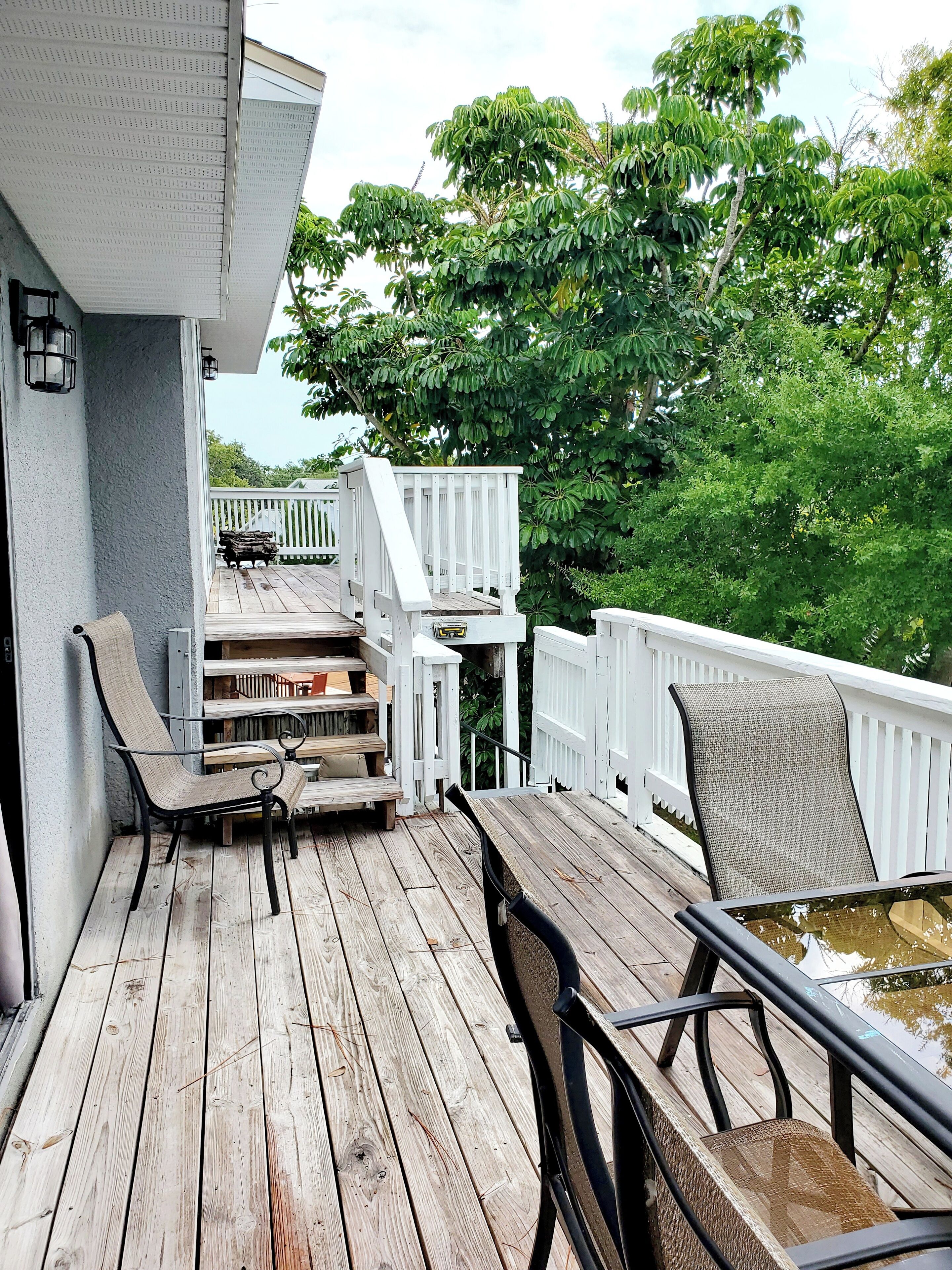 屋外ダイニングエリア