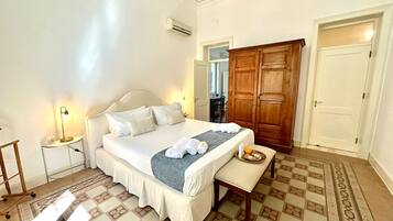 2 chambres, bureau, lit parapluie, Wi-Fi gratuit