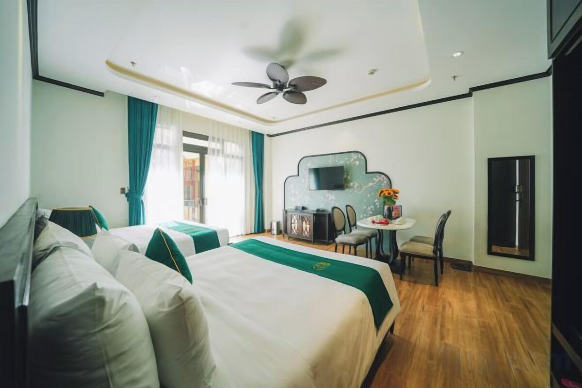 Premium bedding, down duvets, in-room safe, desk