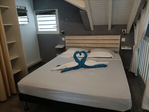 2 camere, ferro/asse da stiro, Wi-Fi gratuito, lenzuola