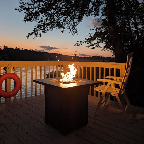 Baboosic Lake - Wonderful Classic S. NH Vacation Cottage all to Yourself