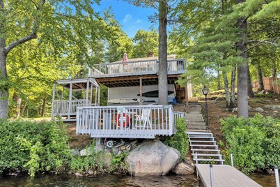 Baboosic Lake - Wonderful Classic S. NH Vacation Cottage all to Yourself