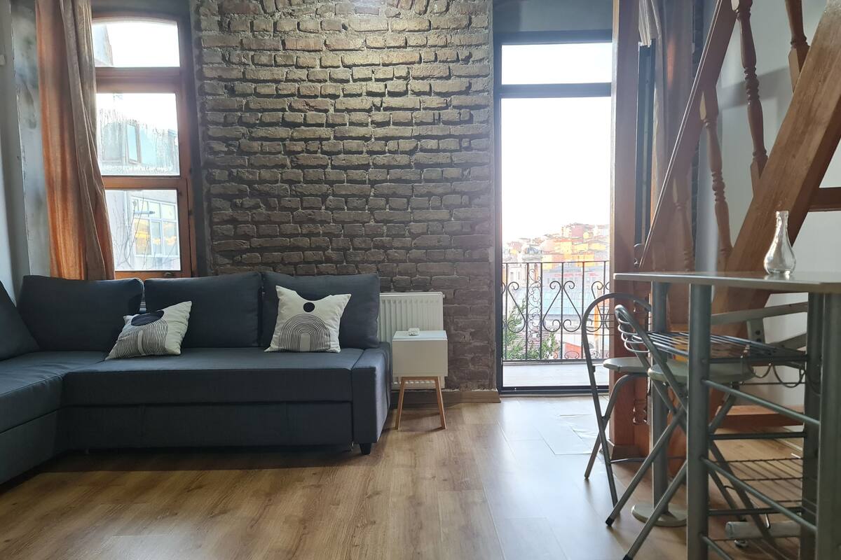 Premium Loft | Living area
