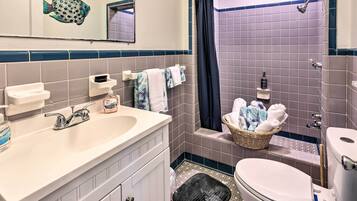 Deluxe House, 5 Bedrooms, Non Smoking | Bathroom