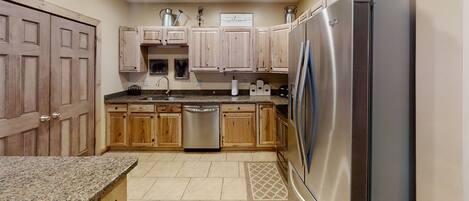 Fridge, microwave, oven, dishwasher