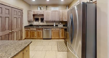 Whistlepunk #15 - Ski-In/Out Brigham Townhouse by RedAwning