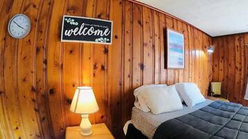 Kabin Ekonomi | Seprai premium, didekorasi berbeda-beda, Wi-Fi gratis, dan seprai linen