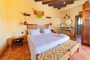 King Room With Sea View And Balcony | Safe