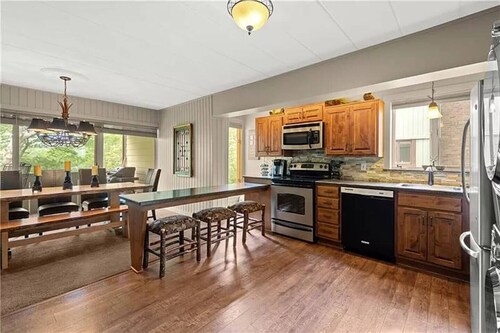 Cozy Condo at Seven Springs
