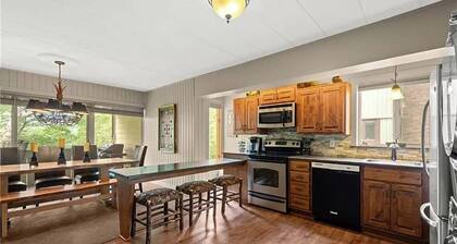 Cozy Condo at Seven Springs