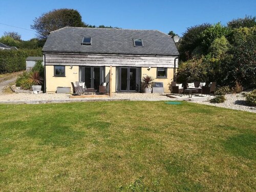 Spring Cottage Escape for Couples