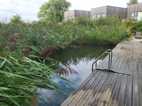 Ewen House - Cotswolds cottage on award winning Lower Mill Estate & Spa