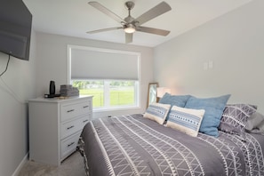 3 bedrooms, free WiFi, bed sheets - Lakeside Vibe- Brand new (Angola)