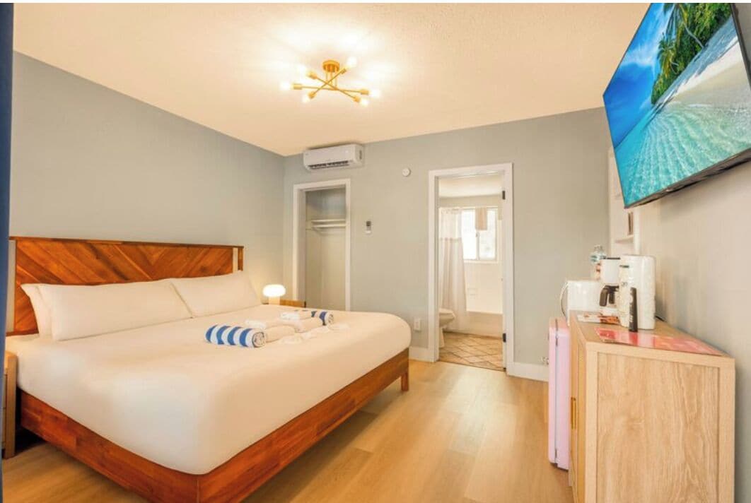 1 chambre, fer et planche à repasser, Wi-Fi, draps fournis