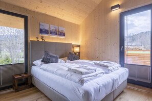 4 soverom, wi-fi (inkludert) og sengetøy