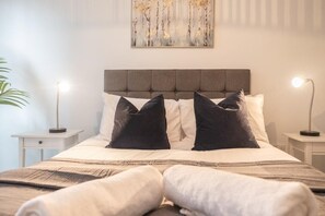 1 soverom, strykejern/-brett, wi-fi og sengetøy