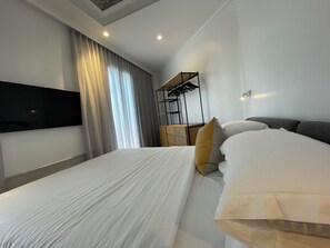 1 bedroom, iron/ironing board, WiFi, bed sheets