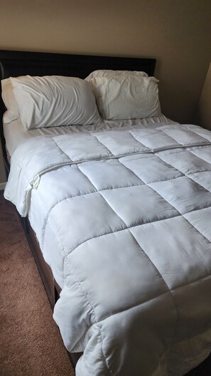 Room - Beautiful Shades Home. 2 bed 2.5 bath
Luxury Home.
Private Airoplane Landing
 (Indianapolis)