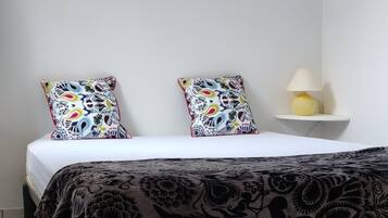 3 slaapkamers, reisbedje, rolstoeltoegang