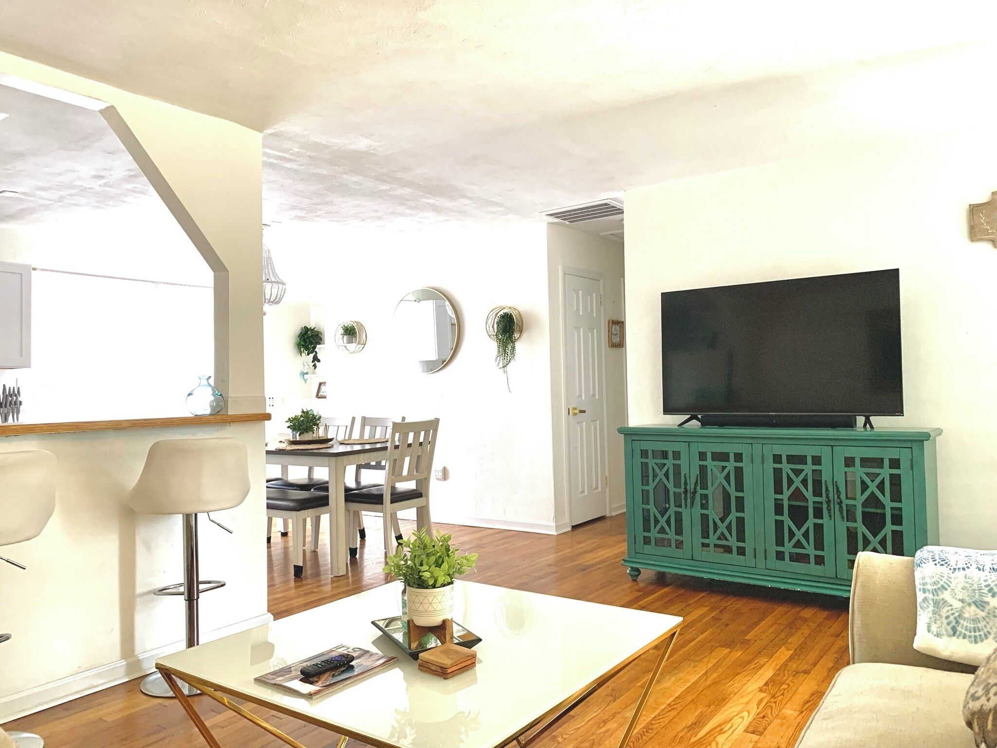Cozy Ranch Home, Centrally Located Near Chicks Beach! - Chesapeake, VA