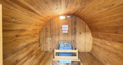 Heated Pool Hot Tubs Sauna Gym Mtn Views Appalachian @ Mtn Creek #263