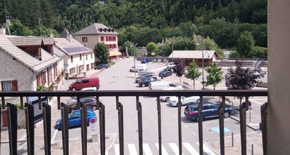 Studio Plein sud Avec Terrasse vue Centre Village