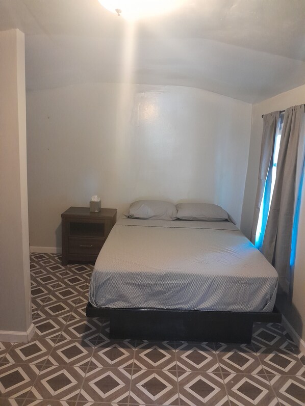 1 chambre, bureau, Wi-Fi, literie fournie