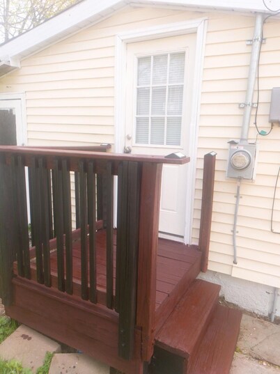 Cozy little house in Johnson City