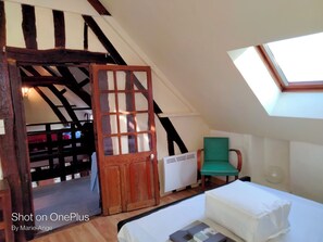 2 bedrooms, iron/ironing board, free WiFi, bed sheets - Country house  (Beaumont-en-Auge)