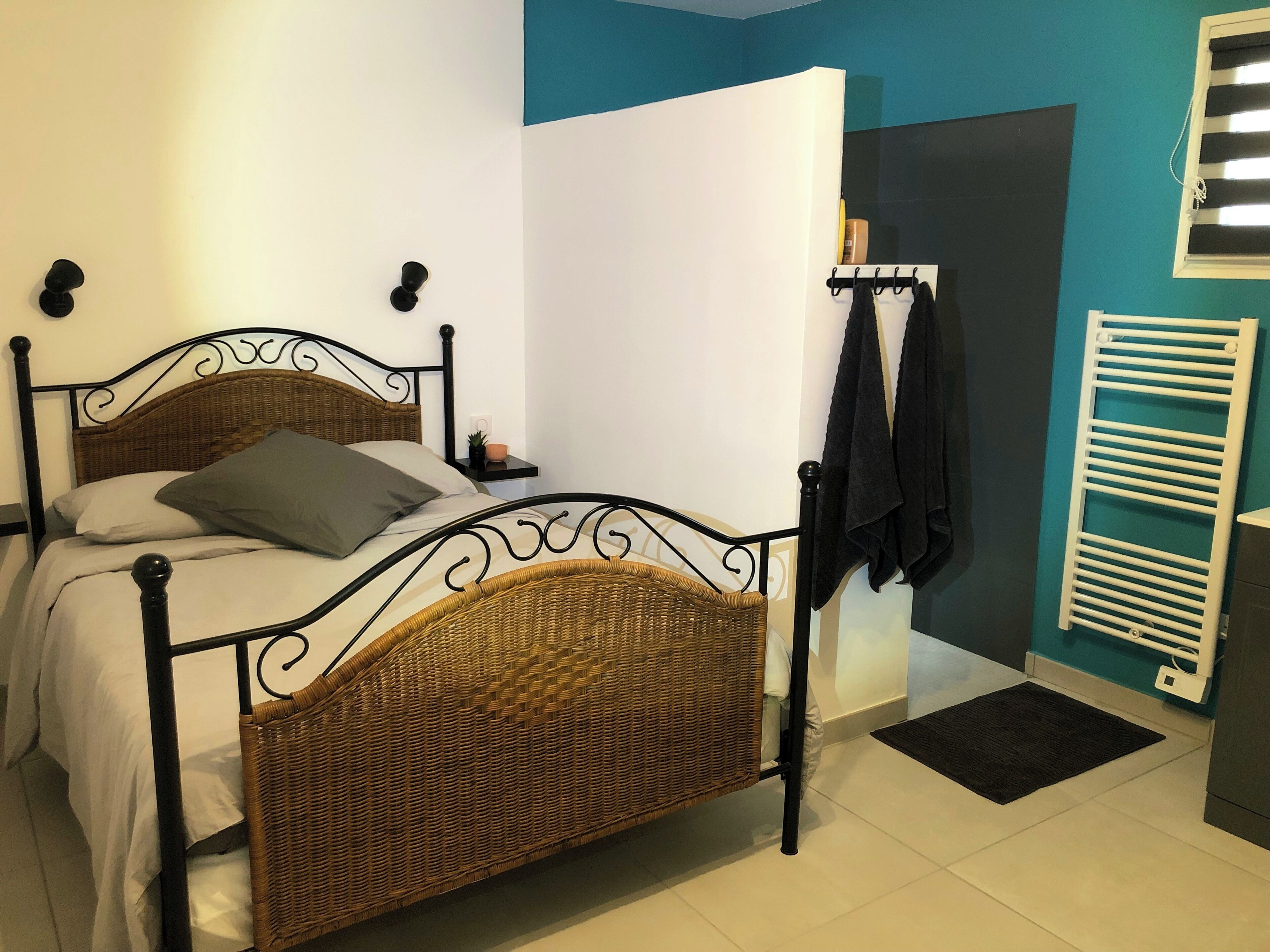 1 bedroom, iron/ironing board, WiFi, bed sheets