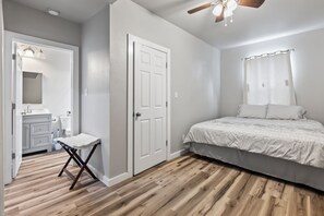 4 bedrooms, iron/ironing board, free WiFi, bed sheets