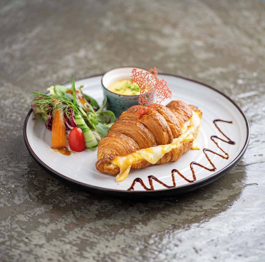 Foto - town pyramids