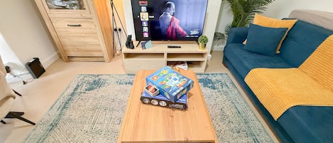 Smart TV, books