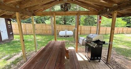 Bluegill Bungalow-9 Miles To Dells, Pet Friendly