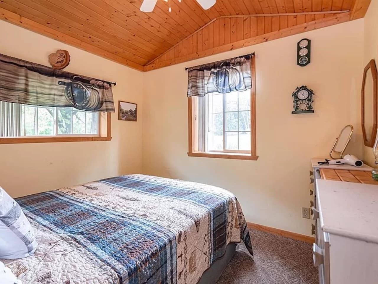 1 Schlafzimmer, Bügeleisen/Bügelbrett, kostenloses WLAN, Bettwäsche