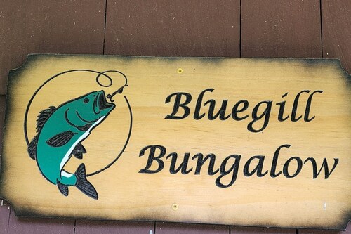 Bluegill Bungalow-9 Miles To Dells, Pet Friendly