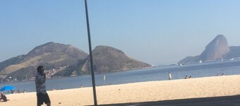 Icarai beach apartment