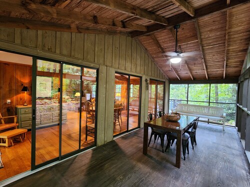 Fern Hill Cabin - near Dupont State Forest