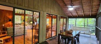 Fern Hill Cabin - near Dupont State Forest