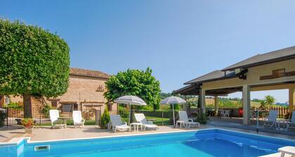 Cozy apartment in Monte Rinaldo