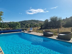 Piscine extérieure (ouverte en saison)