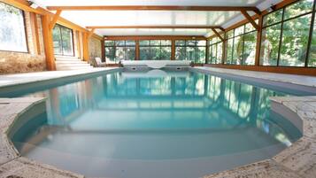 Piscine couverte, piscine chauffée