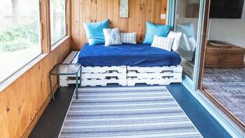 3 habitaciones, escritorio, wifi gratis y ropa de cama