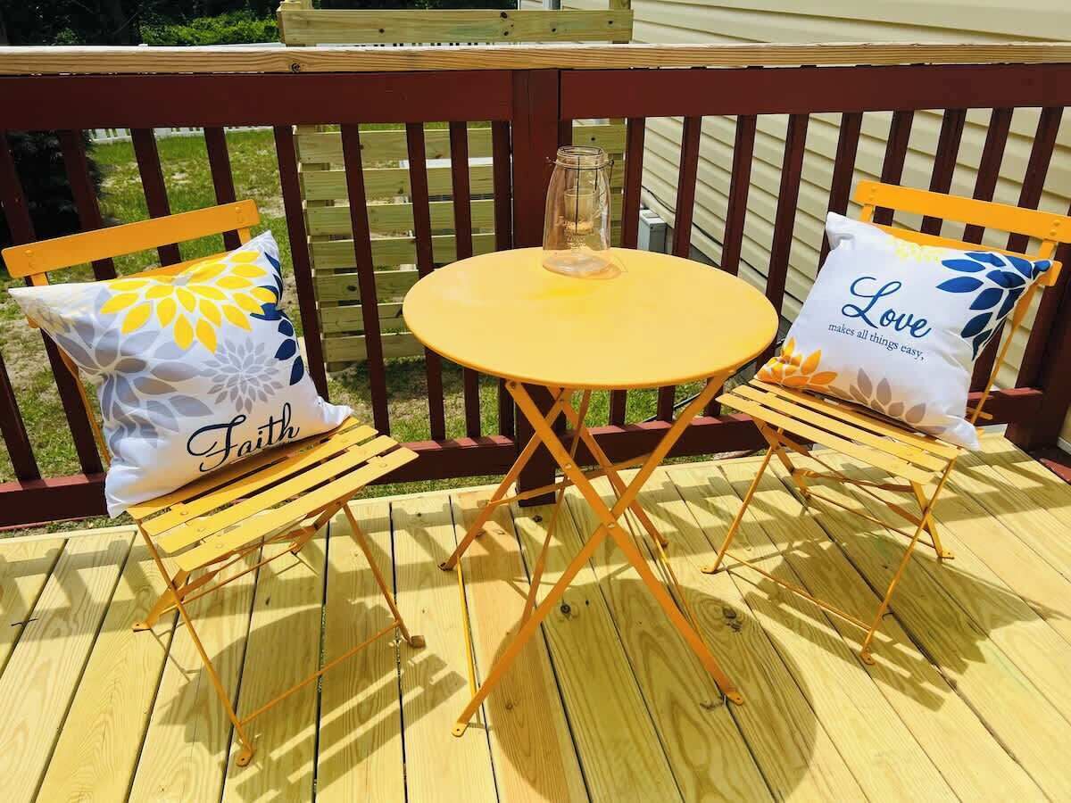 屋外ダイニングエリア