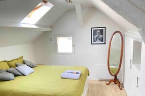2 chambres, fer et planche Ă repasser, Wi-Fi, draps fournis