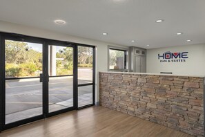 Reception - Home Inn & Suites Orlando-Apopka (Apopka)