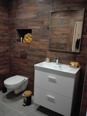 Premium Room | Bathroom