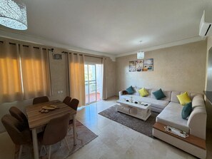 Living area - Superb apartment at the marina (Agadir)