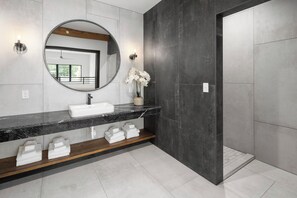 Loft | Bathroom | Hair dryer, towels - McGregor and Main Luxury Lofts (Hill City)