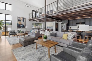 Tabla de planchar con plancha y wifi gratis 